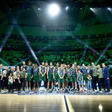 Unicaja-La Laguna Tenerife: Una pequeña sonrisa (85-80) Unicaja-La Laguna Tenerife: Una pequeña sonrisa (85-80)