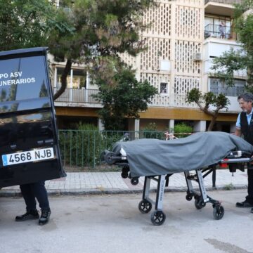 Vicky, muerta a manos de su pareja: la presidenta que se volcaba con su comunidad de vecinos en Palma-Palmilla, en Málaga Vicky, muerta a manos de su pareja: la presidenta que se volcaba con su comunidad de vecinos en Palma-Palmilla, en Málaga