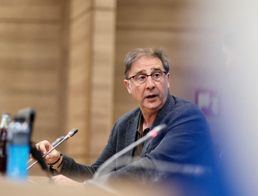 Loren Juarros da la cara en la apertura del mercado de fichajes Loren Juarros da la cara en la apertura del mercado de fichajes