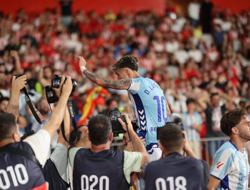 La celebración oficial del Málaga por el ascenso será este lunes por la tarde