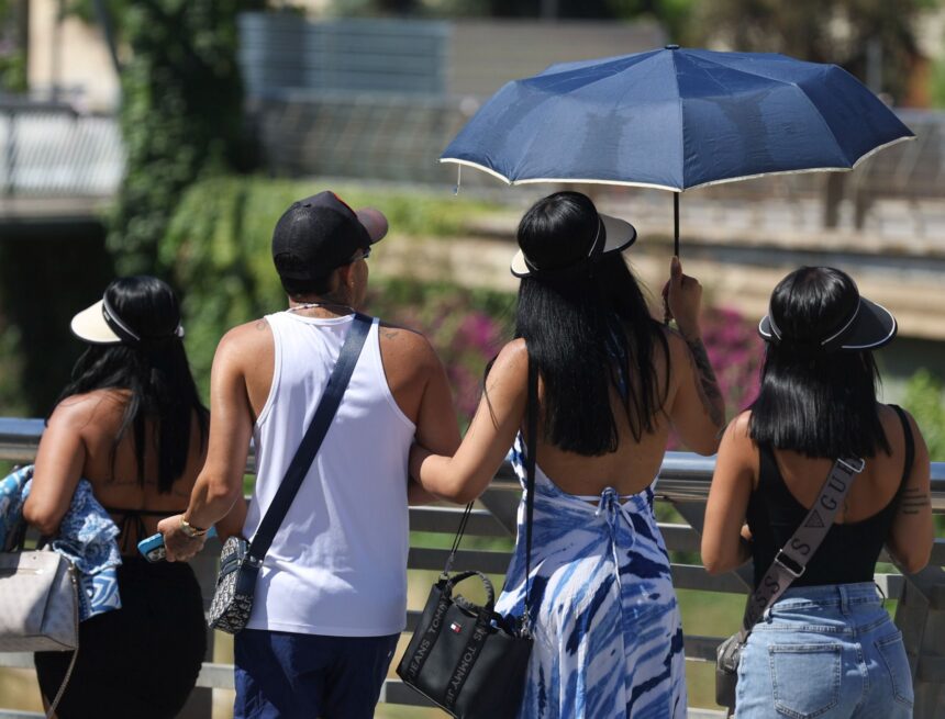 El primer terral del verano entra fuerte: 38,4 grados en Vélez-Málaga