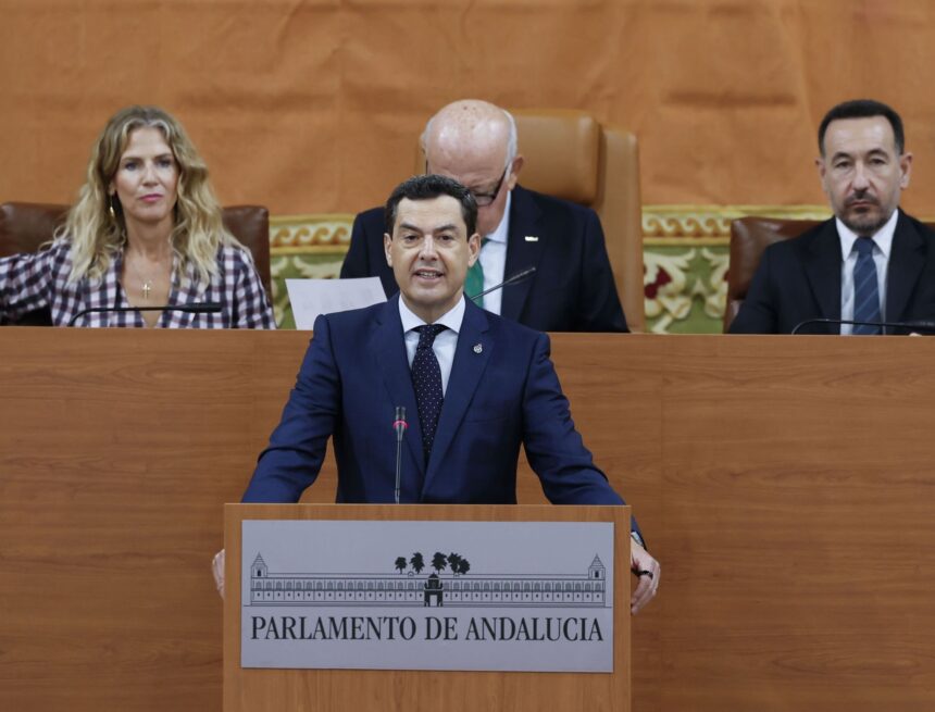 Moreno anuncia en su investidura el plan Primera Vivienda Joven que busca emancipar a 13.000 andaluces Moreno anuncia en su investidura el plan Primera Vivienda Joven que busca emancipar a 13.000 andaluces