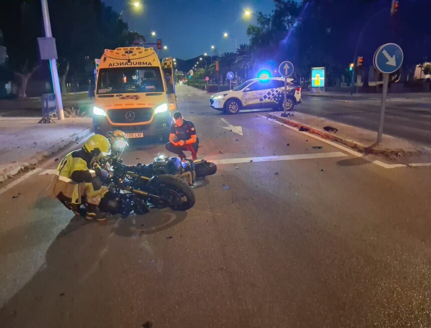 Fallece un motorista en un accidente en Málaga capital y la Policía investiga el siniestro