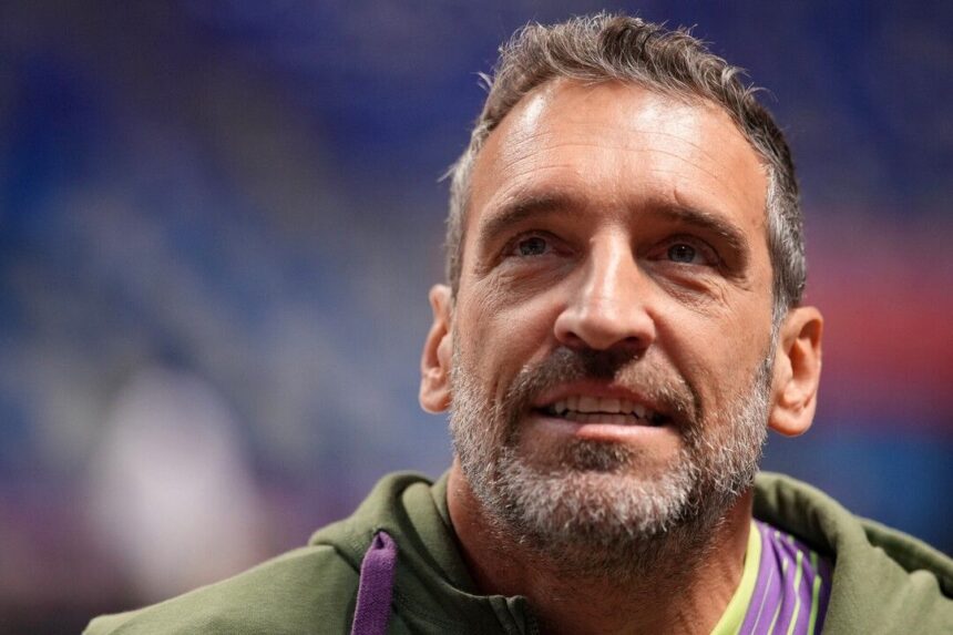 La despedida oficial del Unicaja a Ibon Navarro: «Muchas gracias, siempre será tu casa»