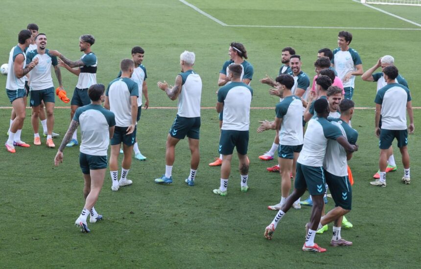 El Málaga CF ultima la preparación para recibir a la UD Las Palmas