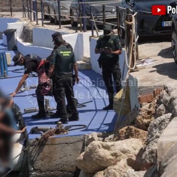 Veinte multas a motos acuáticas y embarcaciones por infracciones en playas de Málaga en el primer control del verano Veinte multas a motos acuáticas y embarcaciones por infracciones en playas de Málaga en el primer control del verano