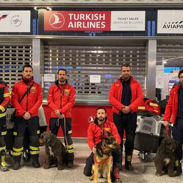 Diez bomberos de Málaga viajarán a Venezuela para localizar a posibles víctimas de los terremotos