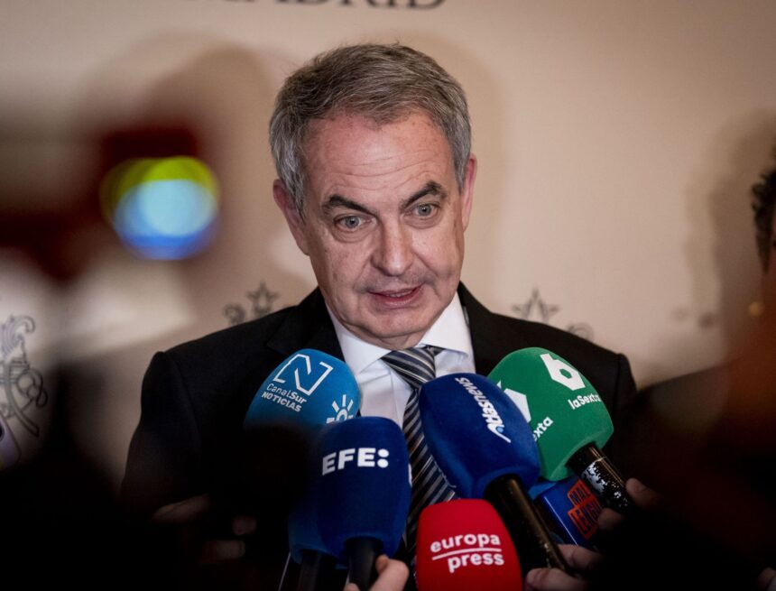 El juez investiga por delito fiscal y contrabando a Zapatero por las joyas de su oficina