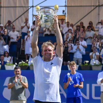 Alejandro Davidovich gana por fin su primer título ATP