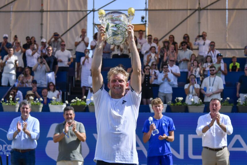 Alejandro Davidovich gana por fin su primer título ATP