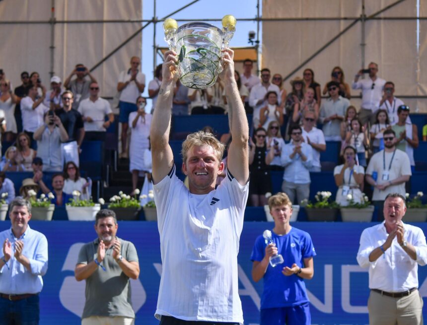 Alejandro Davidovich gana por fin su primer título ATP Alejandro Davidovich gana por fin su primer título ATP