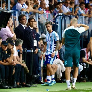 Larrubia: “El malaguismo está hecho para sufrir y eso tocará” Larrubia: “El malaguismo está hecho para sufrir y eso tocará”