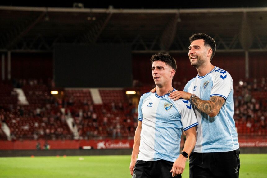 El secreto del ascenso: La parte de atrás del vestuario del Málaga CF
