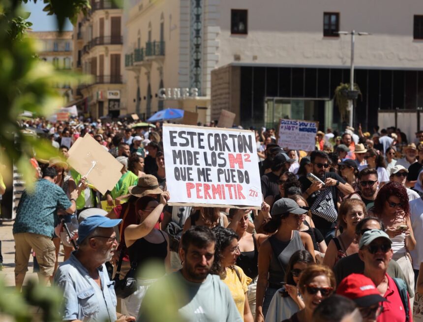 La manifestación por la vivienda en Málaga, en fotos La manifestación por la vivienda en Málaga, en fotos