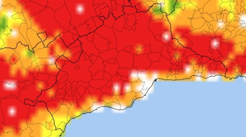 Málaga en riesgo extremo por incendio este lunes: se desplaza el nivel máximo de fuego a la mitad occidental de Andalucía