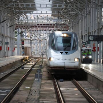 Más retrasos del AVE Málaga-Madrid en la operación salida de julio: otro fallo en la señalización