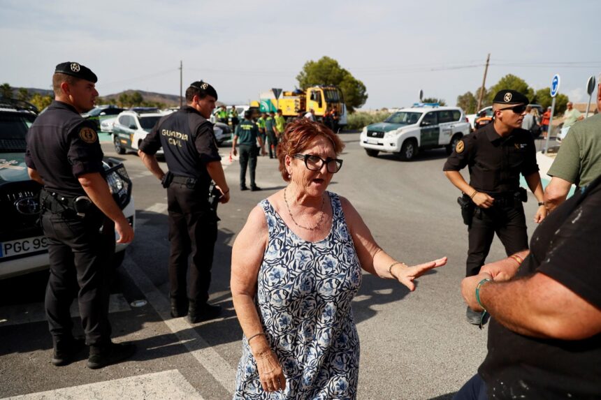 El regreso más esperado: más de 600 vecinos de Los Gallardos vuelven a casa
