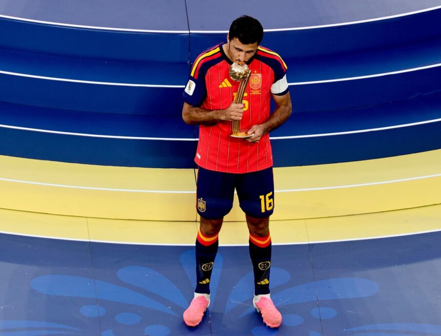 Rodri, Unai Simón y Cubarsí, los MVP  de España