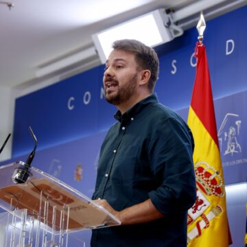 Zapatero no convence a Sumar, que ve aún «muchas incógnitas» sobre su actuación