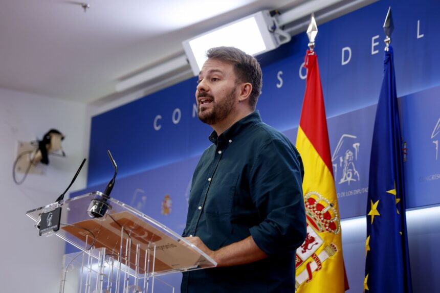 Zapatero no convence a Sumar, que ve aún «muchas incógnitas» sobre su actuación