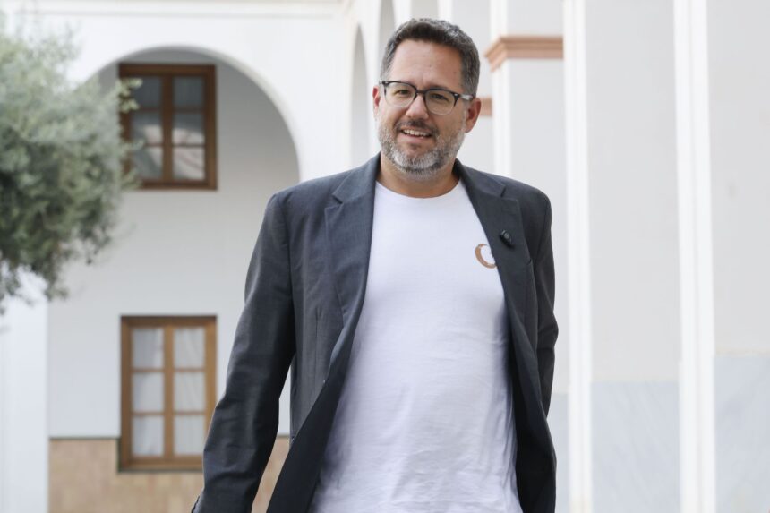 Adelante señala que Moreno es «un baroncillo más del PP» tras el pacto con Vox