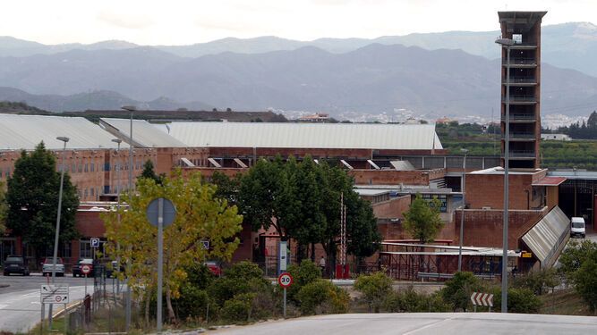 La «pelea más violenta en 10 años» en la cárcel de Alhaurín de la Torre deja presos heridos y obliga a movilizar refuerzos