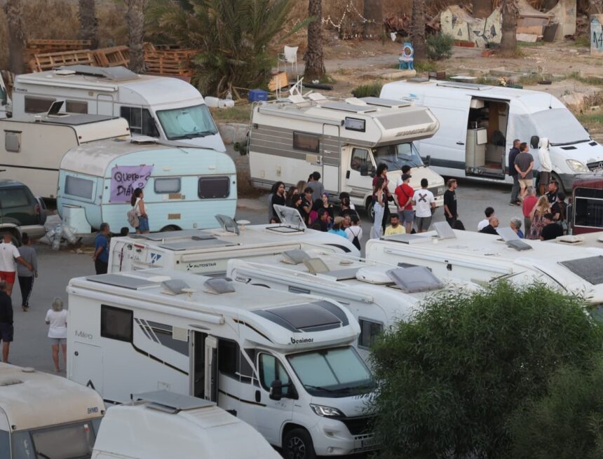 Los vecinos de Sacaba sobre las caravanas: "Recibimos amenazas cuando les pedimos respeto" Los vecinos de Sacaba sobre las caravanas: «Recibimos amenazas cuando les pedimos respeto»