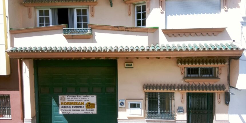 Mueren apuñaladas una madre y su hija, víctimas de un doble crimen descubierto tras un incendio en Mijas