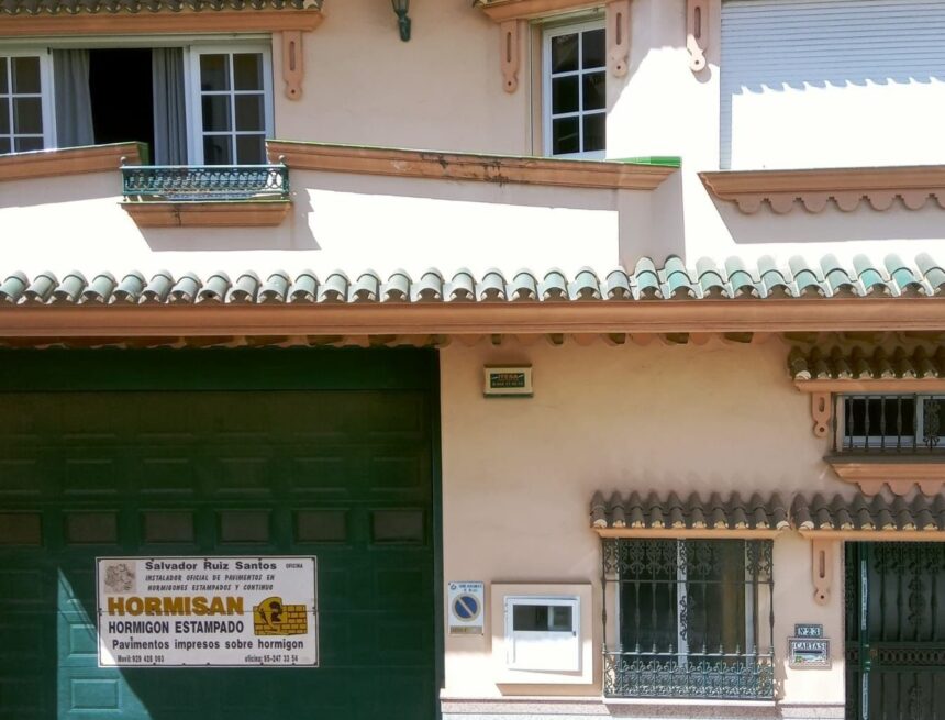 Mueren apuñaladas una madre y su hija, víctimas de un doble crimen descubierto tras un incendio en Mijas