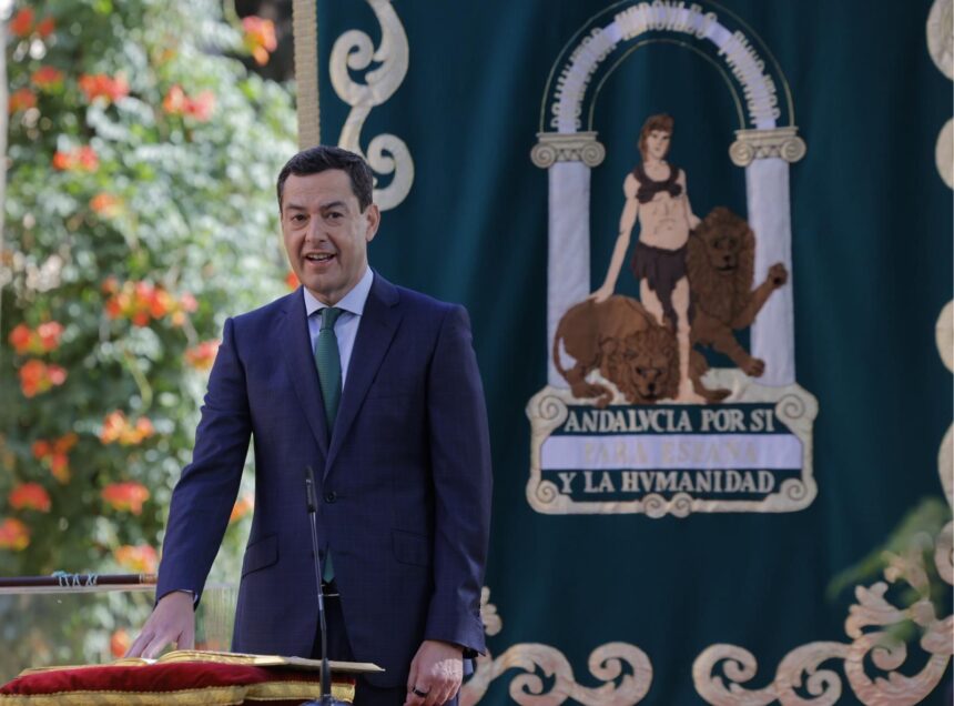 El presidente de la Junta toma posesión llamando a la «serenidad y al diálogo»