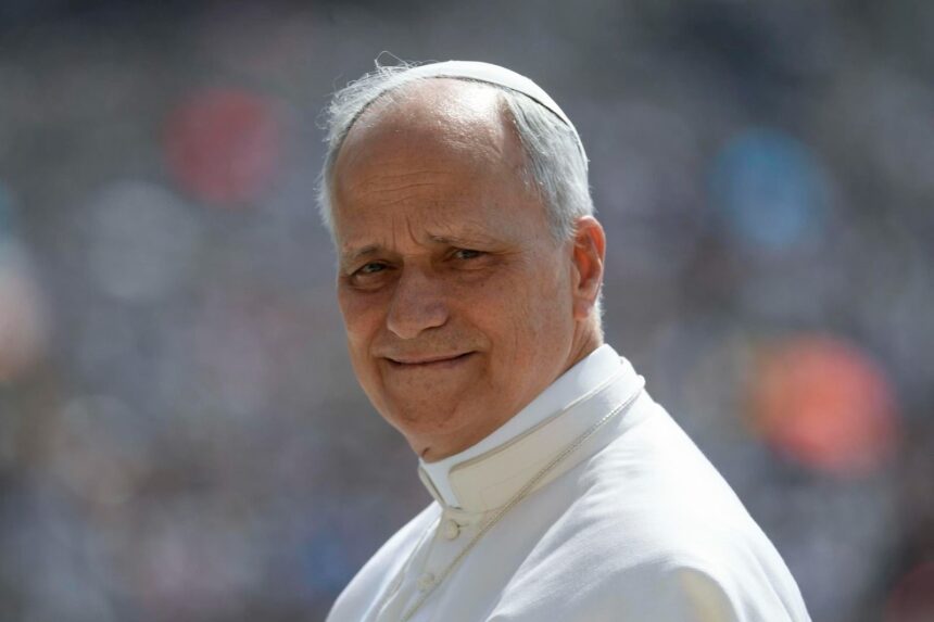 El papa León XIV clama por «paz y justicia» en Ceuta tras una trágica semana migratoria