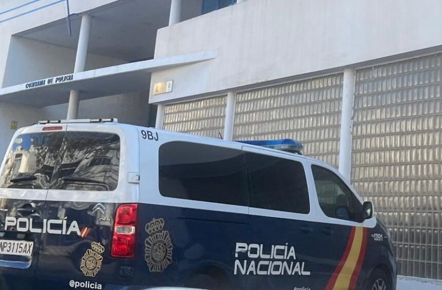 Un policía nacional, herido tras dispararse por accidente en una pierna en Marbella