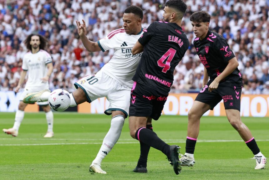 Real Madrid-Málaga CF: Poetas en la guerra (4-0)