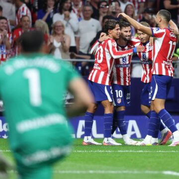 Atlético de Madrid-Málaga CF: Celebrar la derrota (2-0)