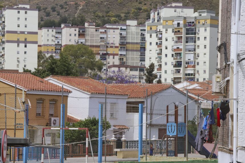 Los cortes de luz en Palma-Palmilla, en Málaga, pueden durar «meses»