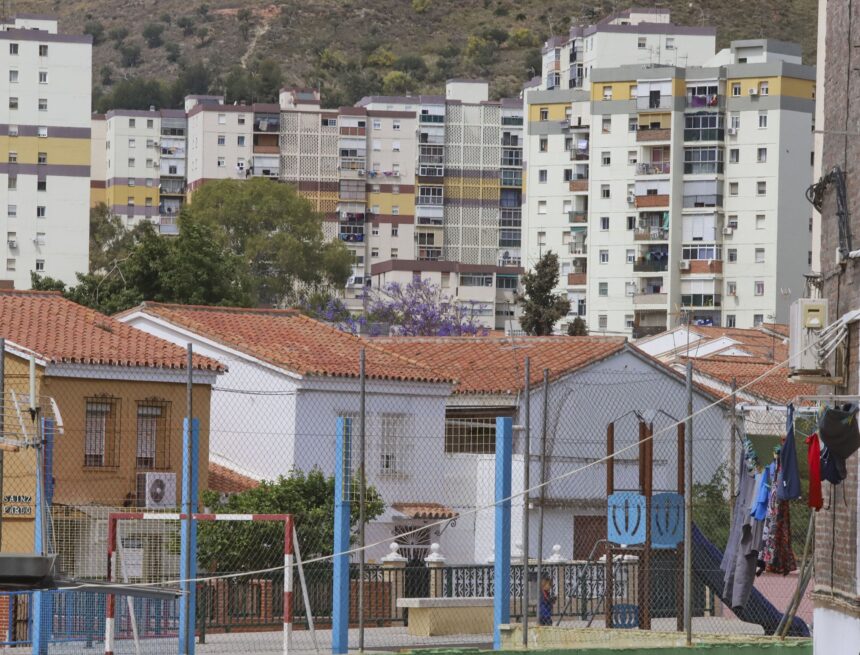 Los cortes de luz en Palma-Palmilla, en Málaga, pueden durar «meses»