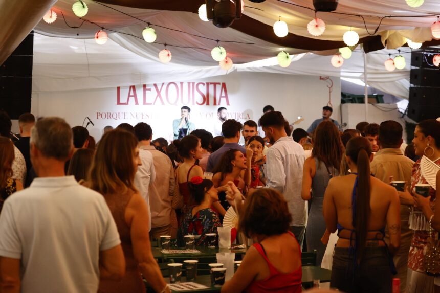 Del flamenco al reguetón en cuestión de minutos: todo vale en la Feria de Málaga