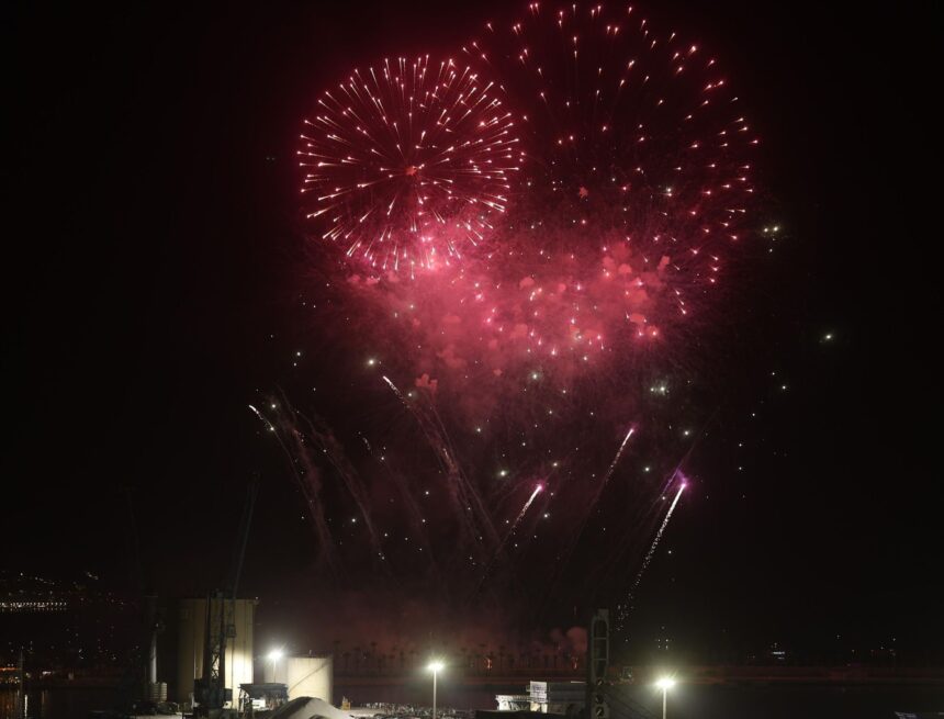 El espectáculo de fuegos artificiales y drones de la Feria de Málaga 2026, en imágenes El espectáculo de fuegos artificiales y drones de la Feria de Málaga 2026, en imágenes