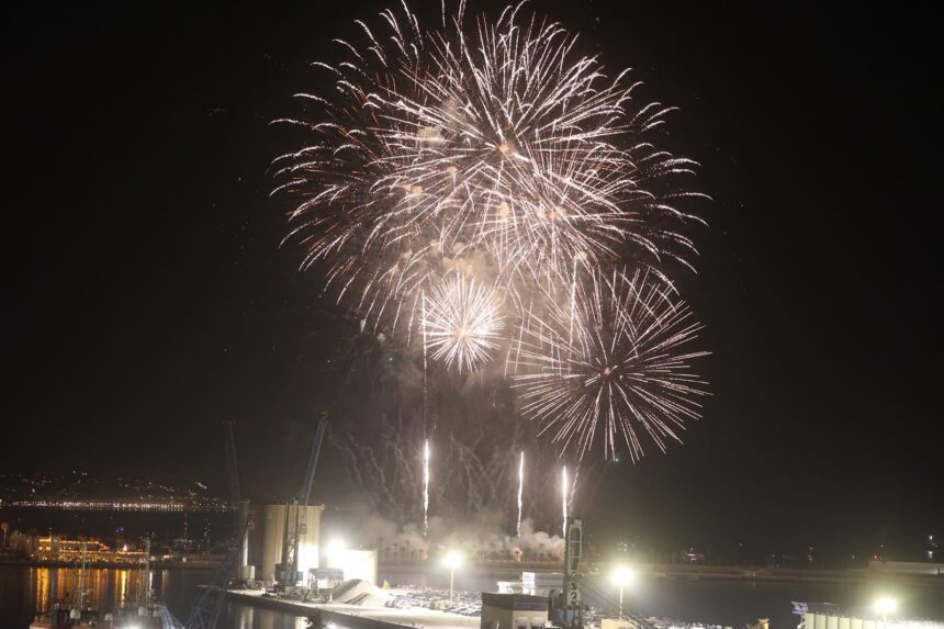 La Feria de Málaga 2026 empieza: fuegos que eclipsan un año más La Feria de Málaga 2026 empieza: fuegos que eclipsan un año más