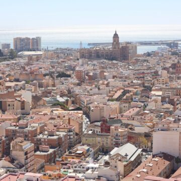 El interés por alquilar una habitación en Málaga sube un 17% y los precios no bajan de 450 euros El interés por alquilar una habitación en Málaga sube un 17% y los precios no bajan de 450 euros