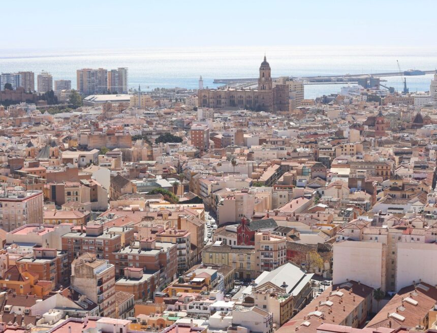 El interés por alquilar una habitación en Málaga sube un 17% y los precios no bajan de 450 euros