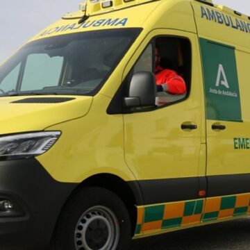 Tres bebés, dos adolescentes y dos adultos, heridos en una colisión en Cártama