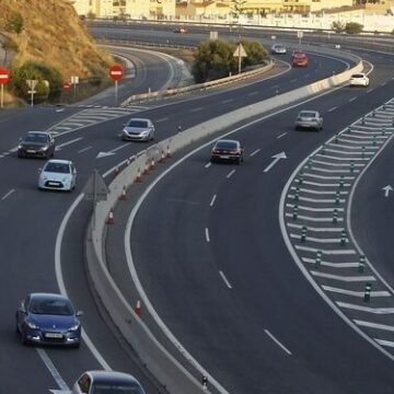 Muere una persona arrollada por un vehículo en la A7 en Málaga esta madrugada