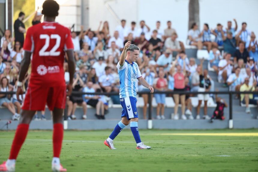 Málaga CF-Al-Arabi: Se le caen los goles (4-2)