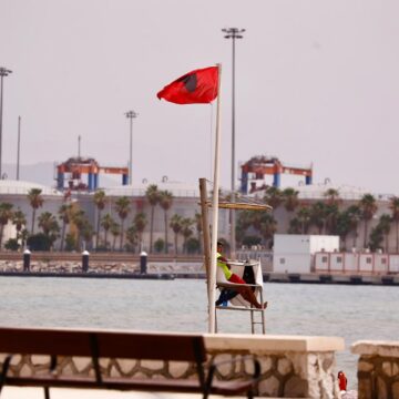 Málaga prohíbe el baño en seis playas de la capital por la presencia de la bacteria E. coli
