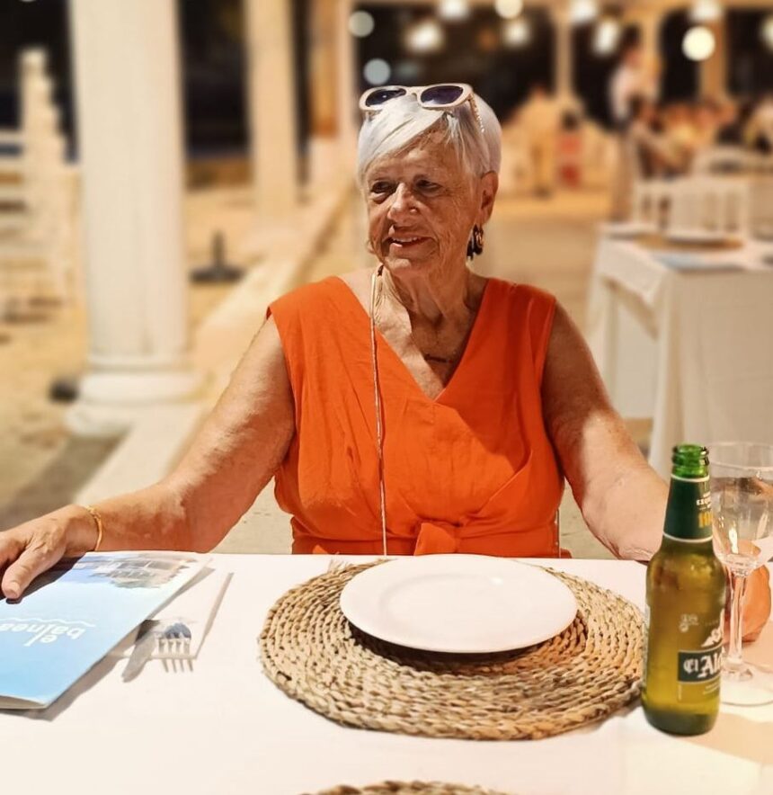 La familia de Kati, hallada sin vida en una playa de El Palo, en Málaga, pide investigar su muerte: «Mi madre pedía auxilio»