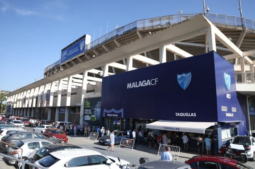 El 99,96% de los 26.550 abonados del Málaga CF renueva en Primera
