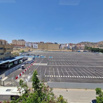 El Hospital Civil abre este martes un aparcamiento provisional de 750 plazas El Hospital Civil abre este martes un aparcamiento provisional de 750 plazas