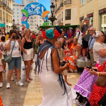 Larga vida a la Feria del Centro de Málaga: “Mientras haya gente, seguirá viva”