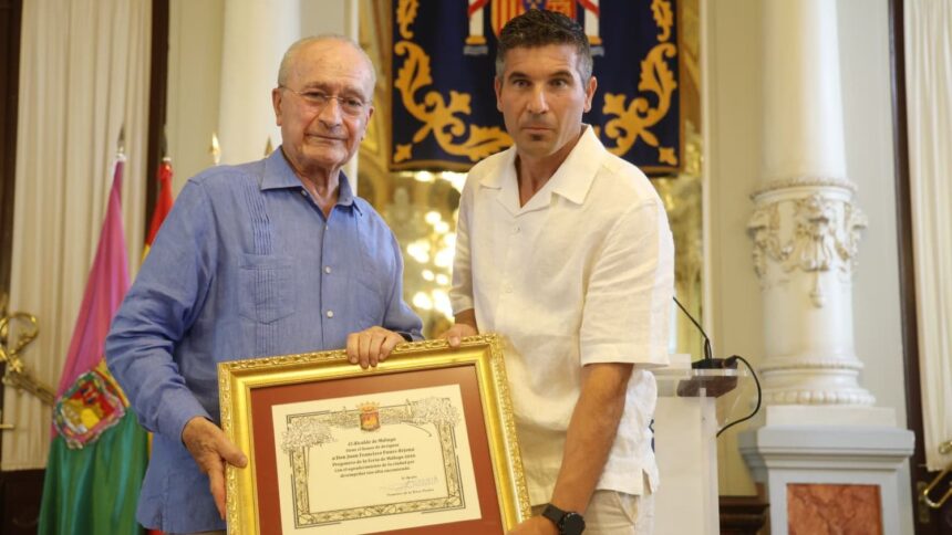 Funes, entrenador del Málaga CF, promete en el pregón de la Feria "cosas que no han existido antes" Funes, entrenador del Málaga CF, promete en el pregón de la Feria «cosas que no han existido antes»